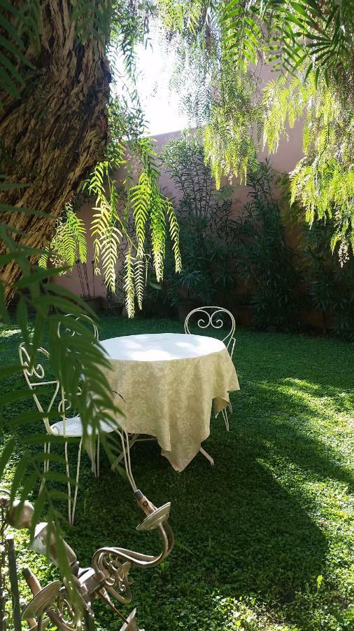 Aumes Sweet Home Chambre D'Hotes المظهر الخارجي الصورة